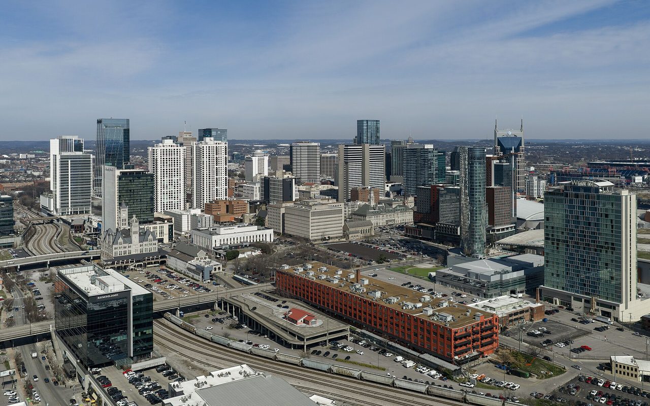Downtown Nashville, Tennessee skyline. Photograph of the city, not a hotel.